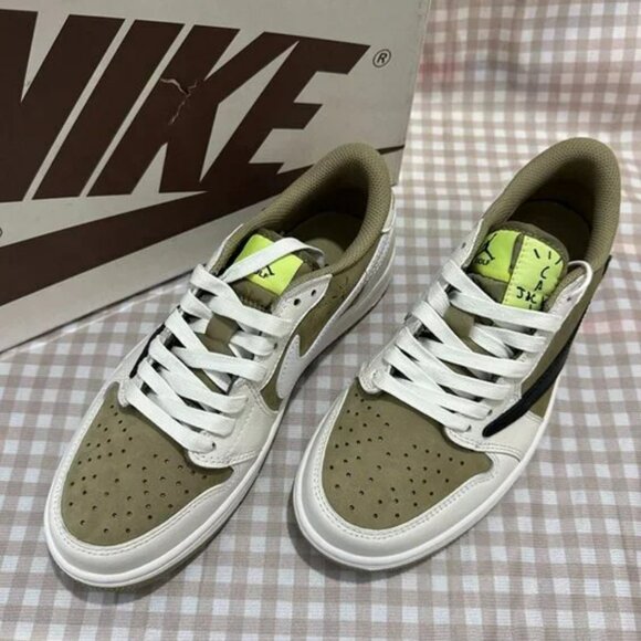 Men's Air Jordan 1 Low Golf – Light Olive/Neon Accents, Deadstock - Picture 1 of 5